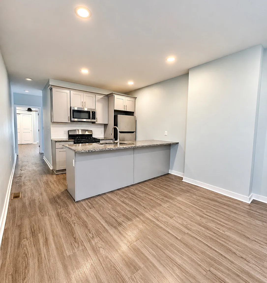 Pet-Friendly 1-Bedroom Rental with Large Backyard & Basement Storage in Fishtown — Photo 4