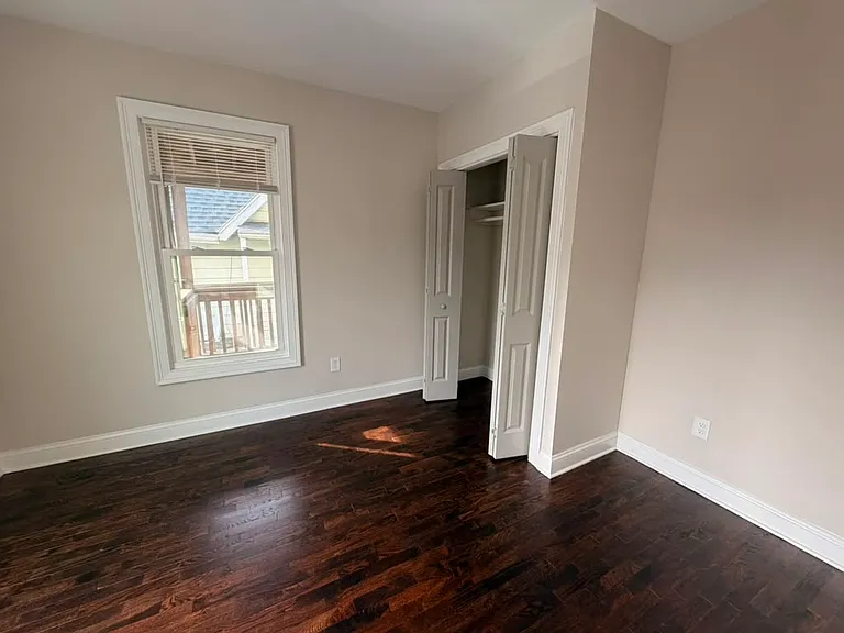 199-207 Howe Ave #203B — Photo 2