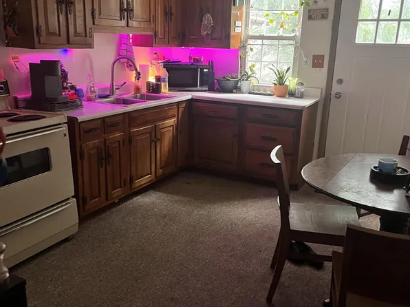 213 S Jefferson St, Kittanning, PA