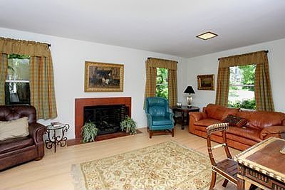3rd image of 3420 Longfellow Blvd