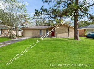 1306 N Noble Rd, Texas City, TX 77591