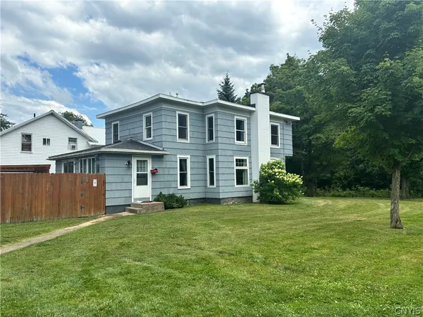 316 Gansvoort St, Fulton, NY 13069