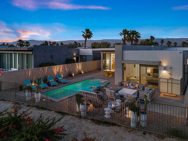 929 Bernardi Ln — Photo 15