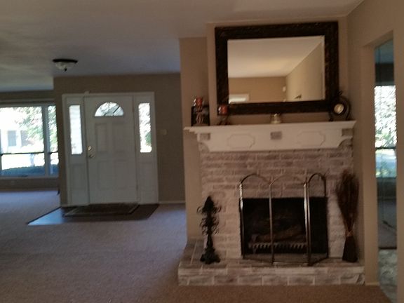 4th image of 3230 Santiago Dr