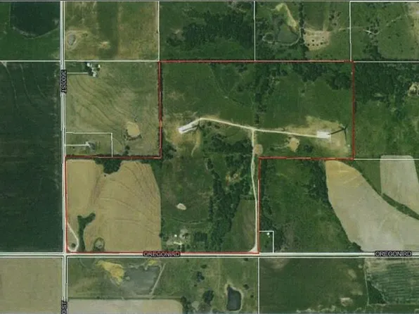 3660 Oregon Rd, Moran, KS 66755