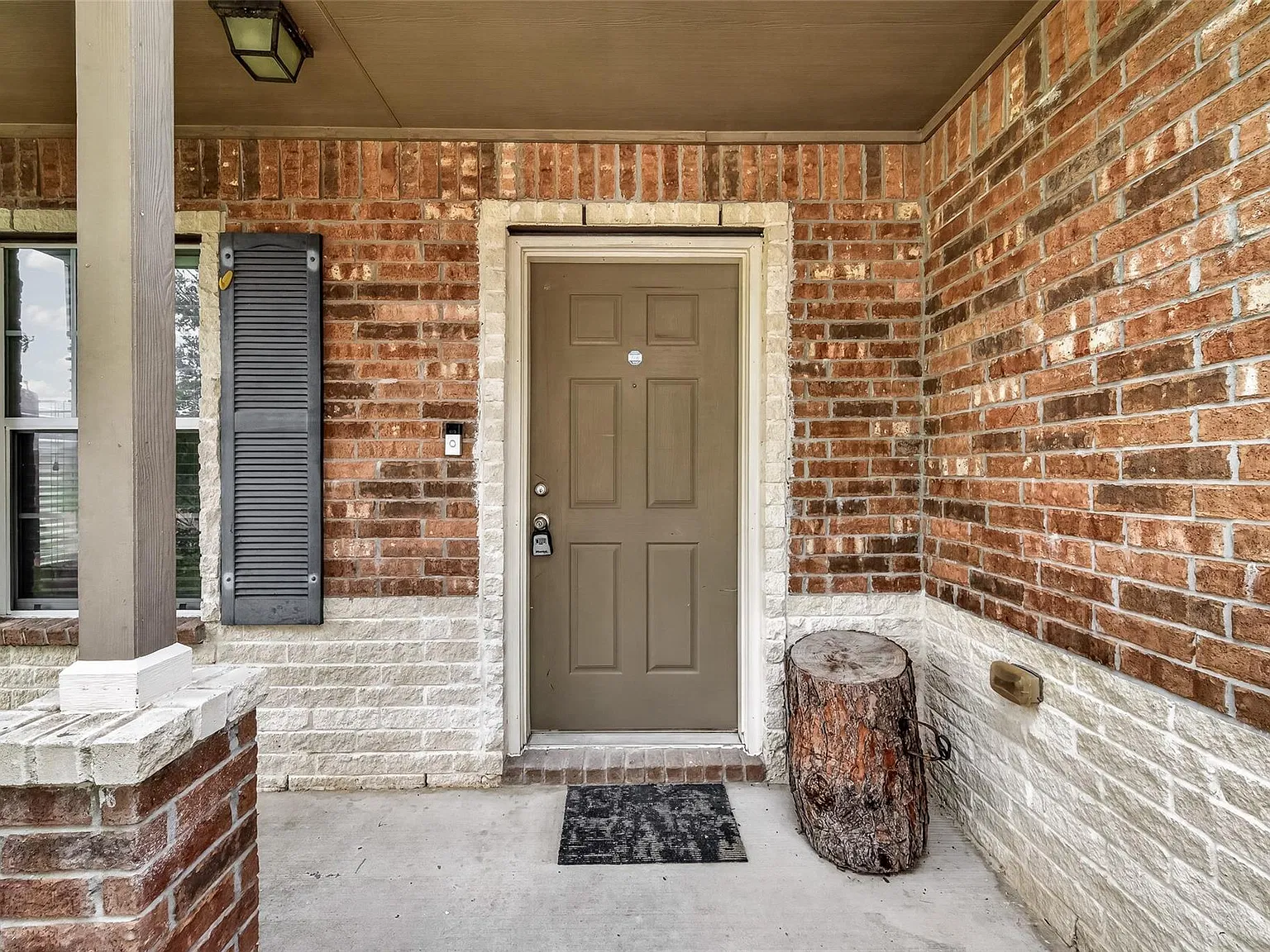 3 bed, 2.0 bath, 1680 sqft, $1,800 — Photo 4