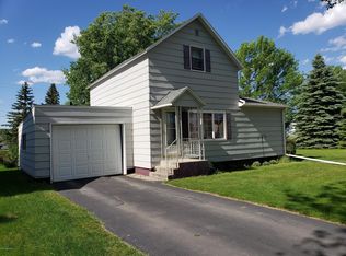 109 W 5th St, Argyle, MN 56713