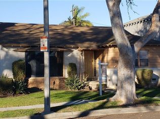 2915 W 95th St, Inglewood, CA 90305