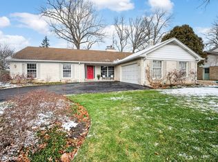 3000 Indianwood Rd, Wilmette, IL 60091