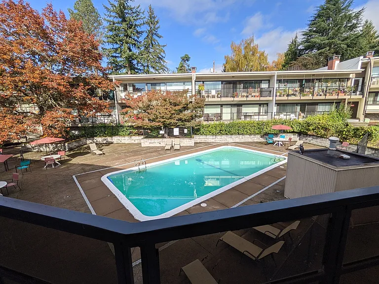 Park Village Apartments — Photo 115