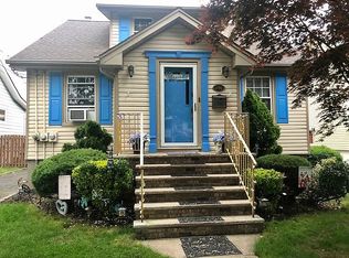 196 Brinkerhoff St, Ridgefield Park, NJ 07660