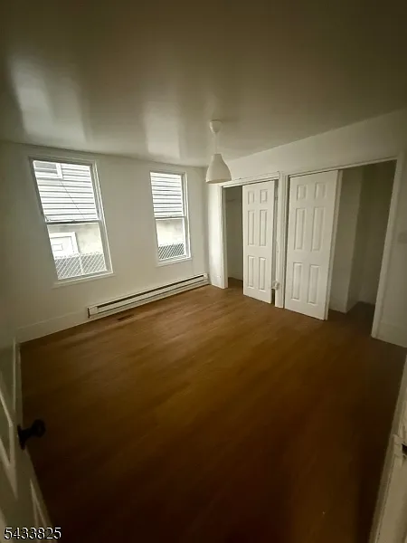 Building Photo - 790 S 18th St #1R