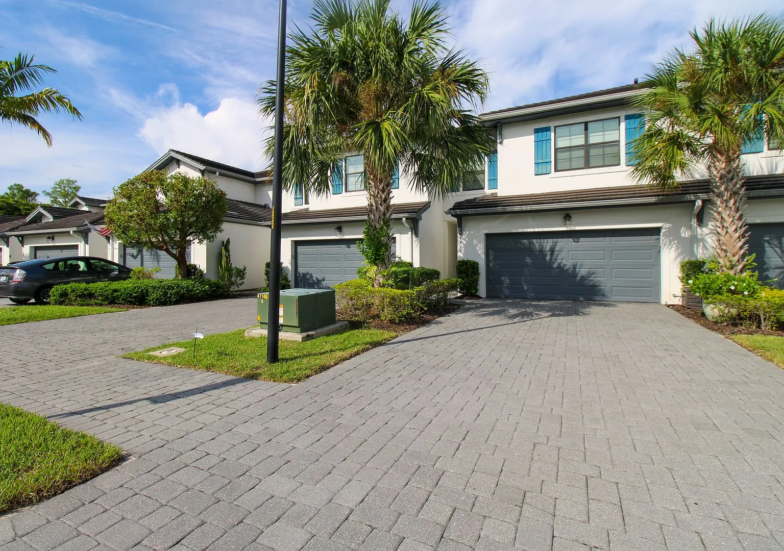 Beautiful-Unfurnished Annual Rental North Naples Vanderbilt Reserve — Photo 1