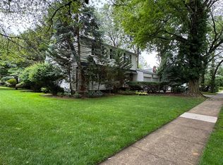 13 Concord St, Edison, NJ 08820