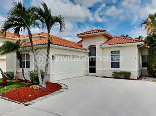 6577 Geneva St, Lake Worth, FL 33467