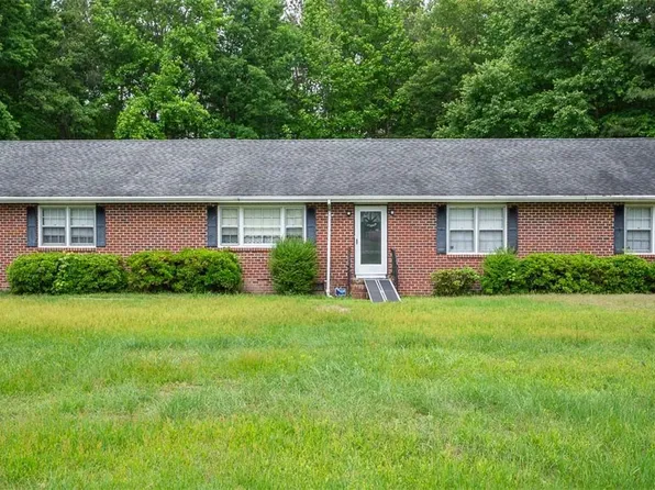 5520 Barnetts Rd, Charles City, VA 23030
