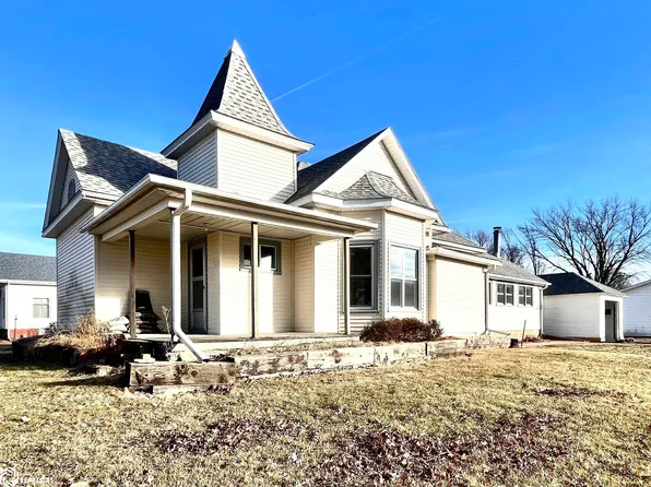 100 Elm St, Elliott, IA 51532