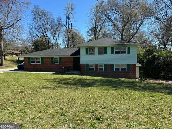 4404 Fairfax Dr, Macon, GA 31206