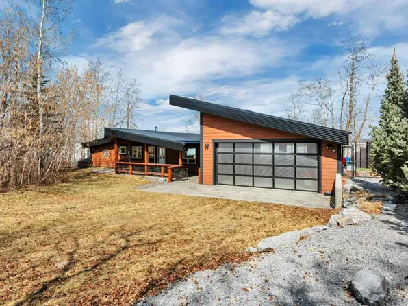 99 W Grand Ave, Norglenwold, AB T4S 1S5