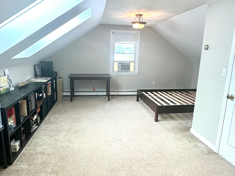 28 Evergreen Ave #28 — Photo 10
