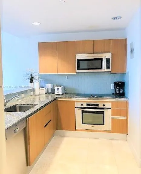 1050 Brickell Ave #3312 — Photo 1