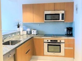 1050 Brickell Ave APT 3312, Miami, FL 33131