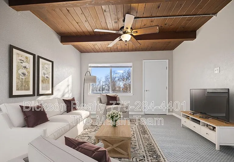 695 Denslowe Dr #B — Photo 1