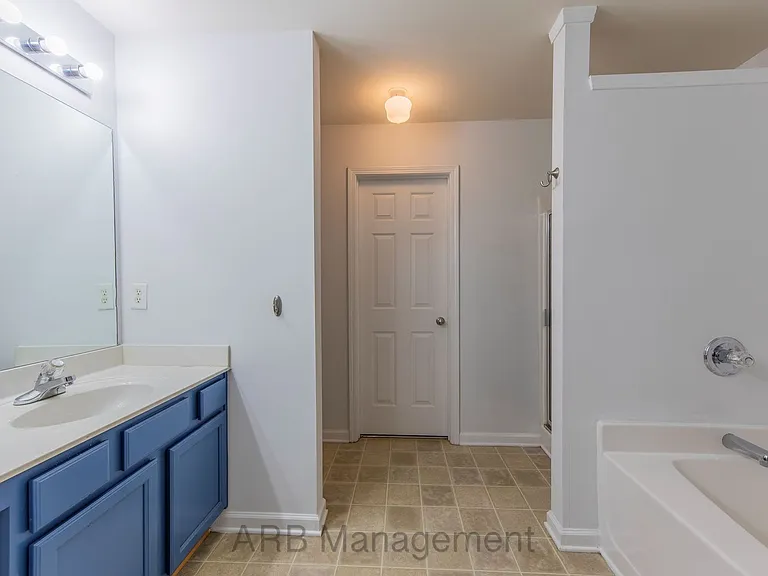 4922 Sherwood Way — Photo 14