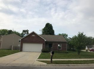 2823 Granada Cir W, Indianapolis, IN