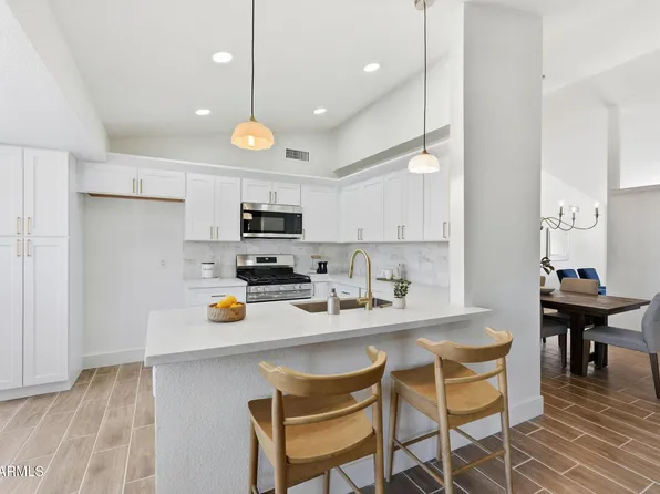 6226 N 88TH Avenue, Glendale, AZ 85305