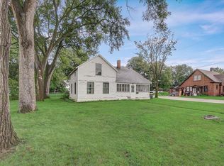 904 Water St, Prairie Du Sac, WI 53578
