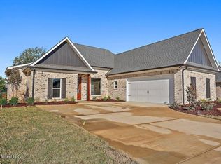 1243 Old Court Xing, Flowood, MS 39232