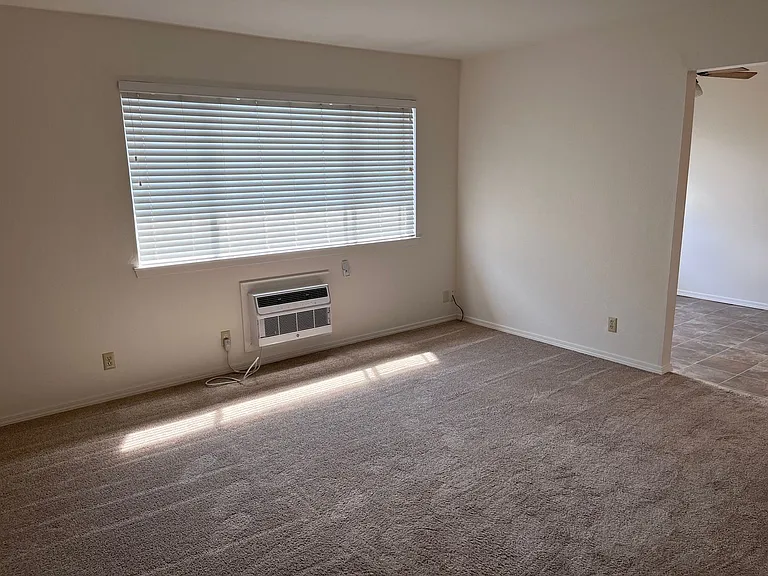 2517 U St — Photo 5
