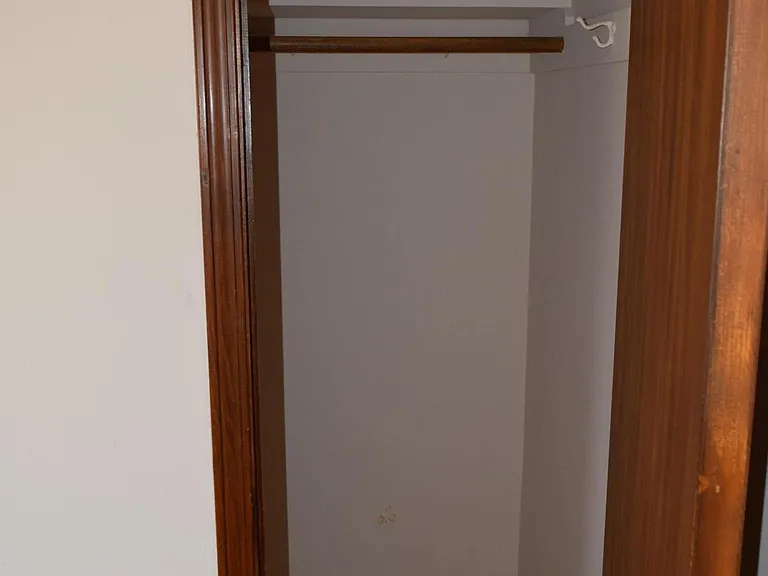 2459 Medford St — Photo 39