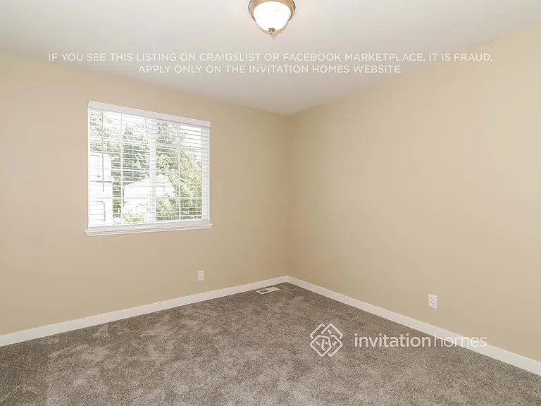 7621 67th St NE — Photo 15
