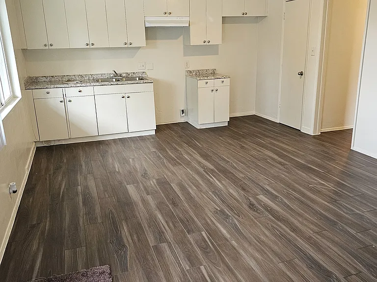 2091 W Linden St #2091 — Photo 3