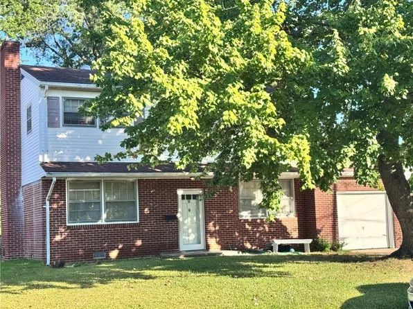 38 Southwind Dr, Hampton, VA 23669