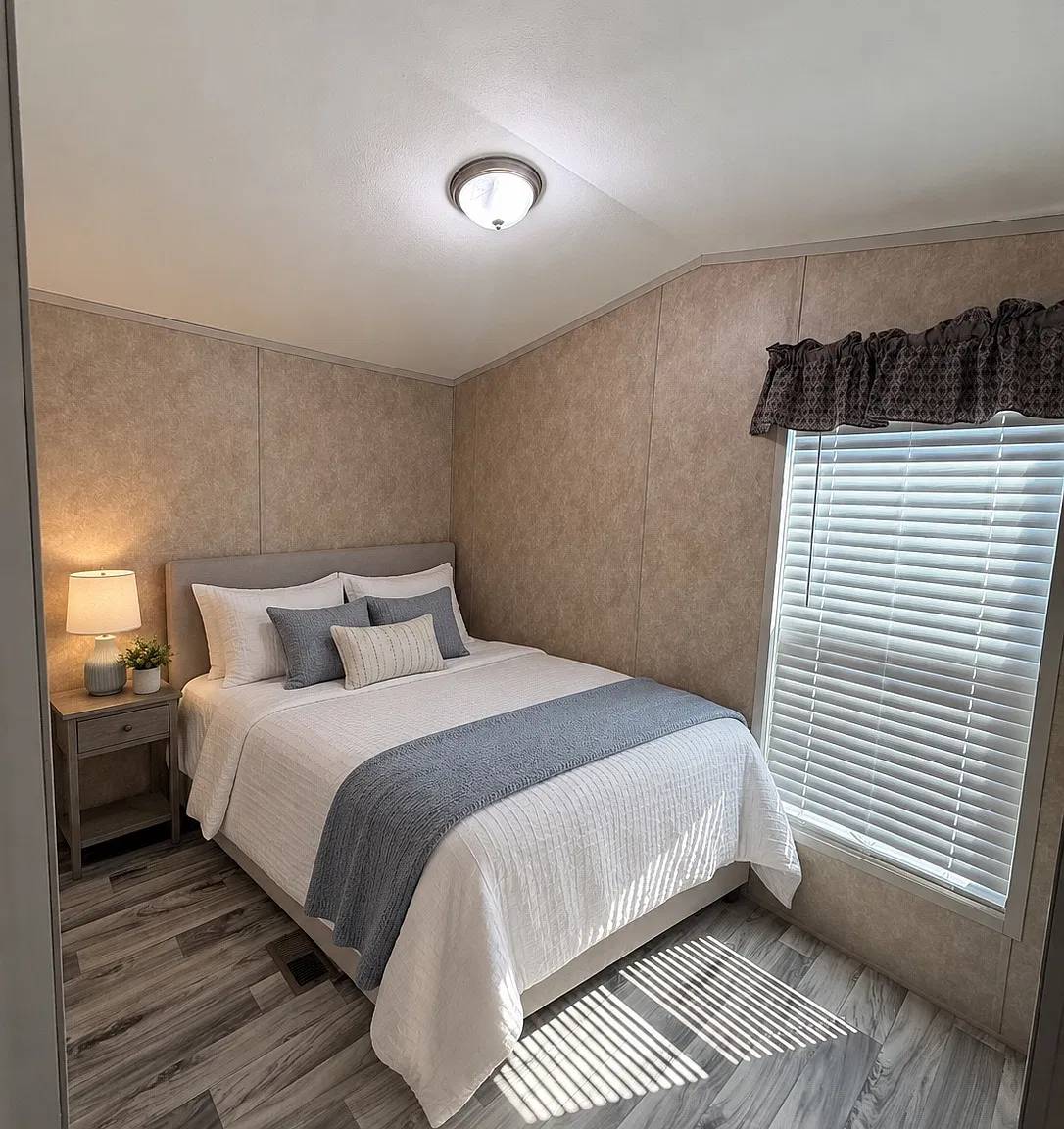 2 bed, 528 sqft, $1,259 — Photo 2