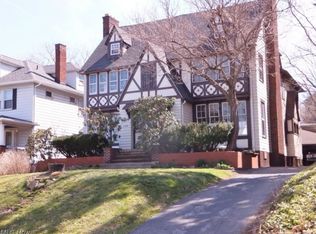 2325 S Overlook Rd #1, Cleveland, OH 44106