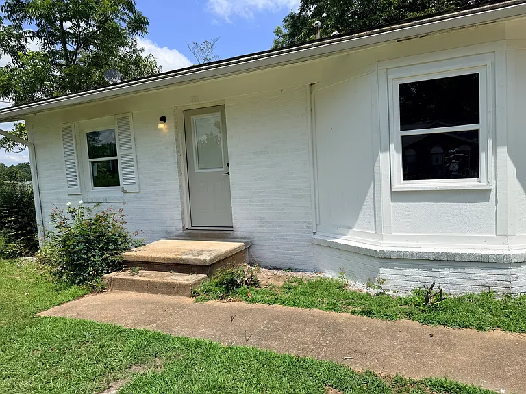 277 Chickasaw St — Photo 1
