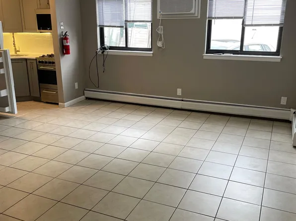 17 68th Street image 5 of 15