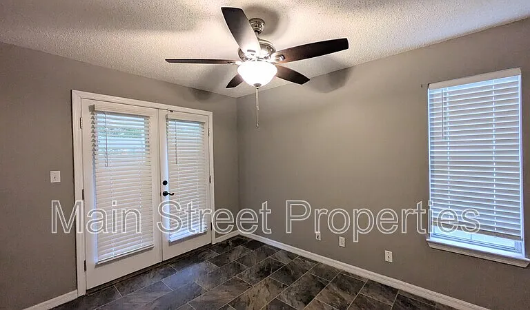 3180 Birdseye Cir — Photo 13