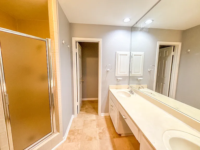 7 Chapel Hill Cir #7 — Photo 28