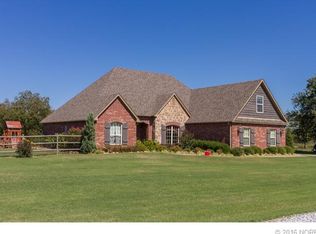 619 Bluebird Ln, Pryor, OK 74361
