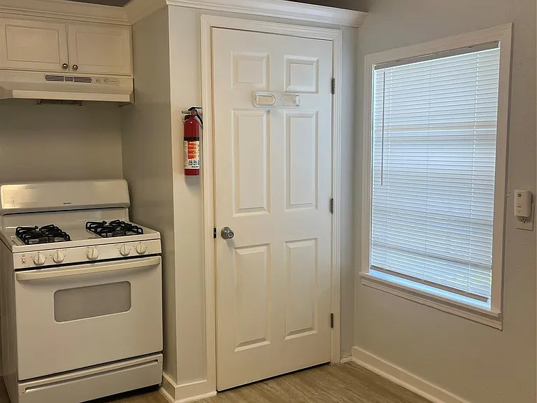 5537 Bataan Rd #B — Photo 5