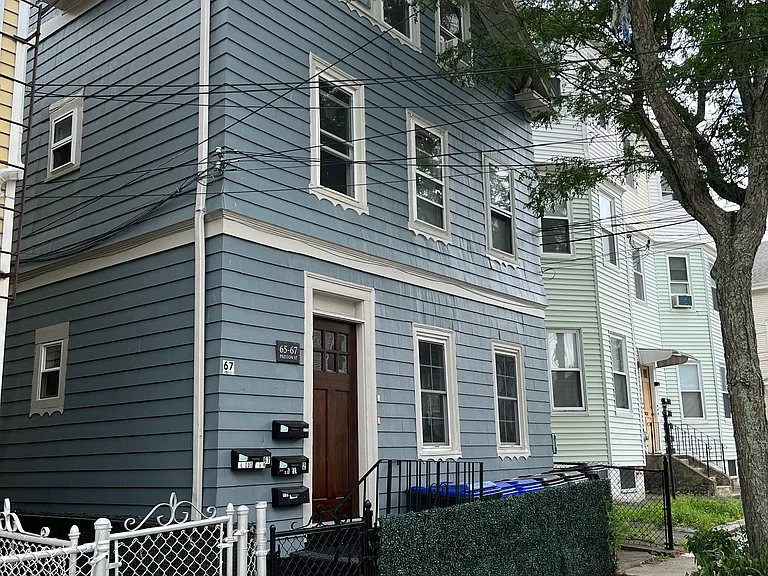 65 Preston St #2 — Photo 12