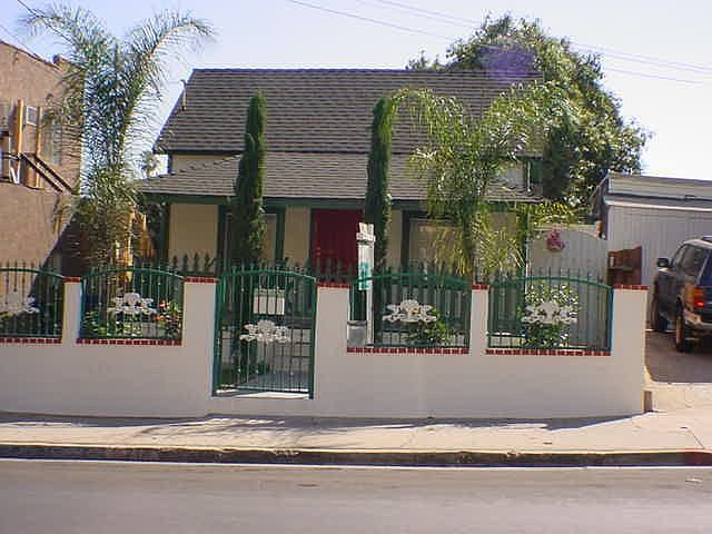 1st image of 218 N Avenue 61