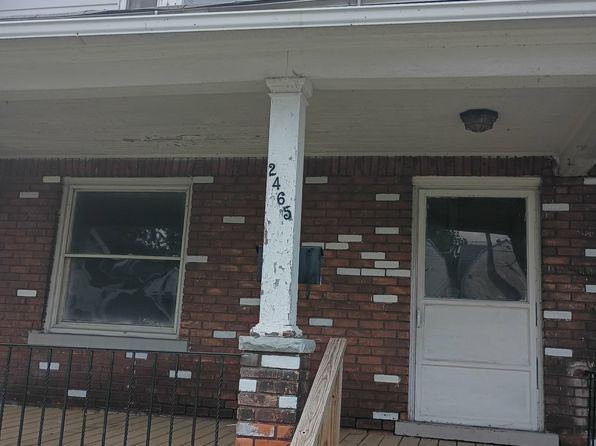 2465 Lawton Ave