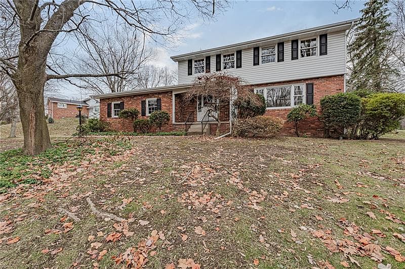 1305 Clearview Dr, Greensburg, PA 15601 Zillow