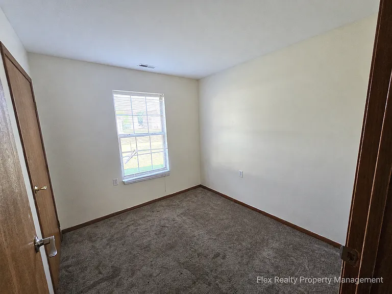 1155 Rockcress Dr — Photo 8